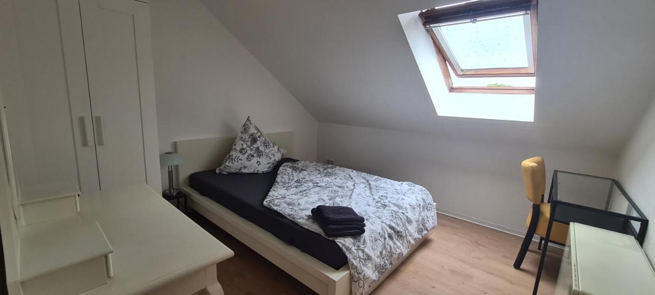 Ganze 2 Raum Ferienwohnung Rechts Baderitz Exterior photo